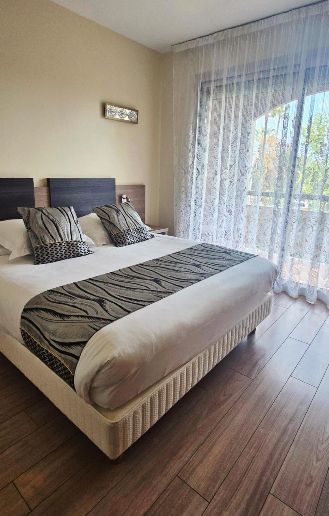 Hotel Poretta Луччана Екстер'єр фото